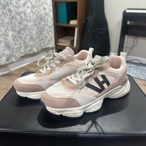 Vintage Havana Sneakers